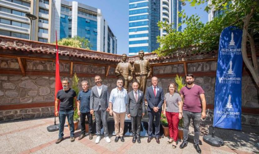 Ahmet Piriştina heykeli APİKAM’da açıldı