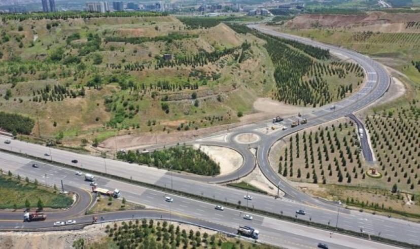 MANSUR YAVAŞ 2022 YILINA DAMGASINI VURACAK 110 PROJEYİ AÇIKLIYOR