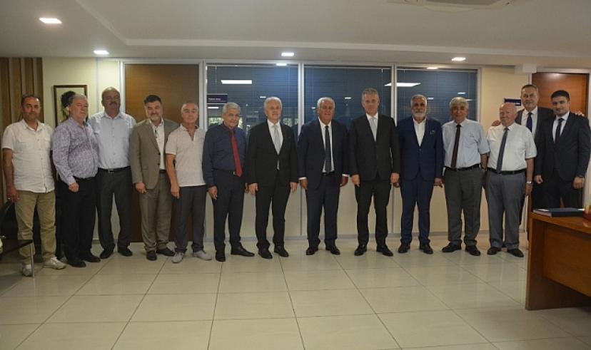 Özgener'den İESOB'ye nezaket ziyareti 