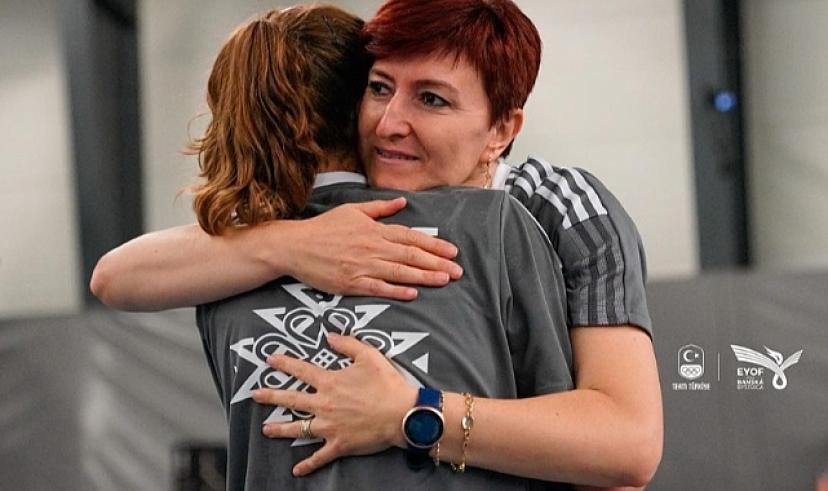 RAVZA BODUR'DAN EYOF'TA GÜMÜŞ MADALYA 