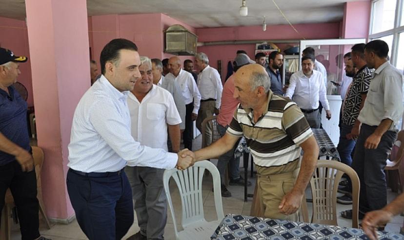 Birileri laf, AK Parti iş üretiyor 
