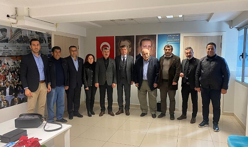 Menderes Sivas Derneği Yöneticilerini Kabul etti