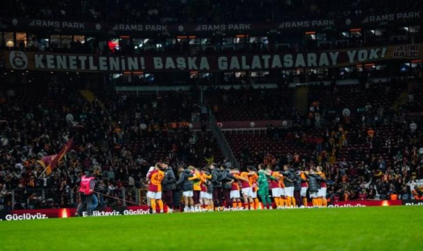 Dursun Özbek: Galatasaray, Çanakkale’deki gibi mücadele ediyor