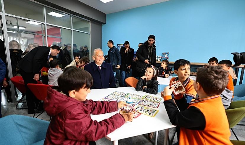 ''Bu tesis gençlerimizin''