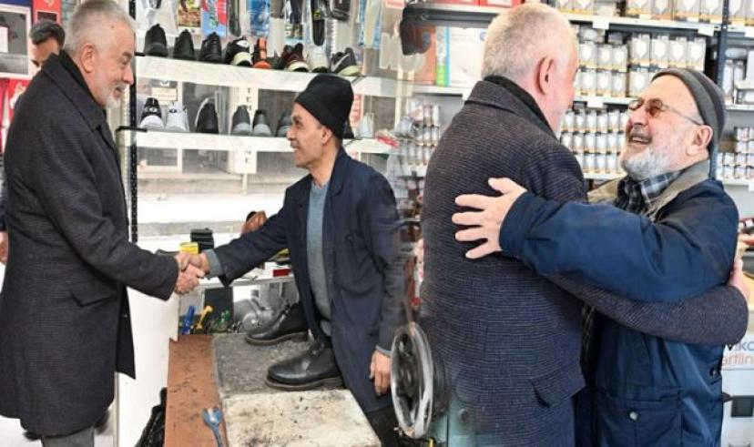 Kunduracılar Sitesi esnafı Başkan Başdeğirmen’in yanında