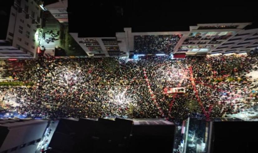 CHP 35 yıl sonra Uşak’ta kazandı: Özkan Yalım ceketi çıkardı, kolları sıvadı