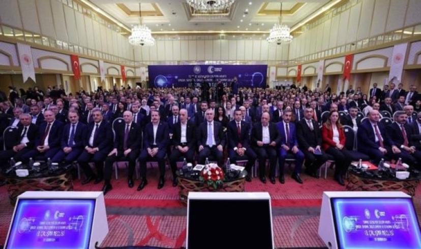 Emeğin, Sendikal Örgütlenmenin ve İstihdamın Geleceği Konuşuldu