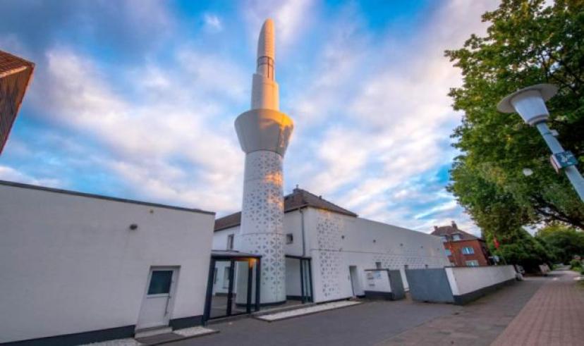 Krefeld’de artık her cuma dışarıdan ezan okunacak