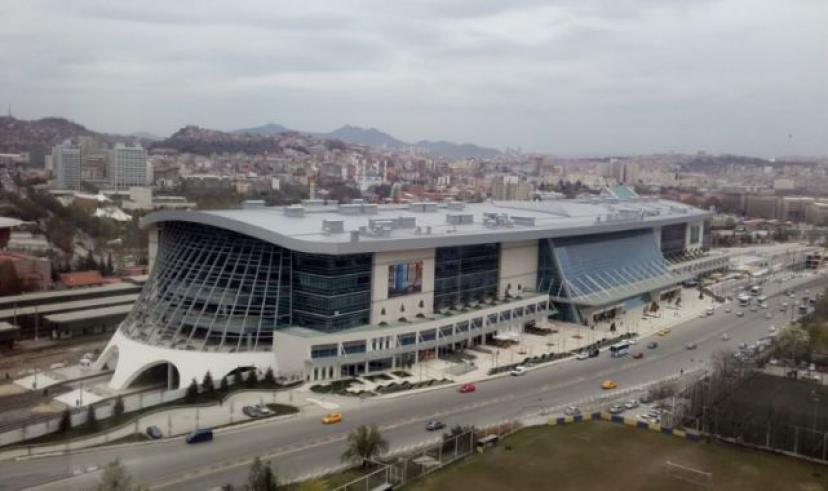 Ankara Garı’nda intihar girişimi seferleri durdurdu