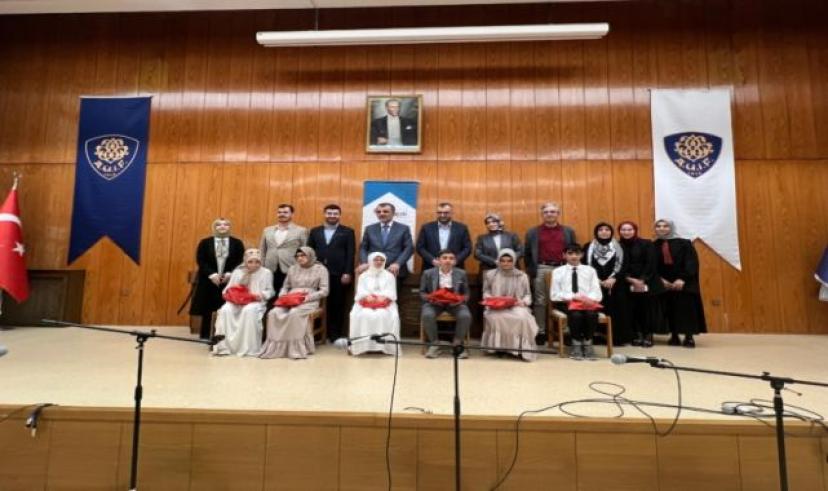 Ankara Üniversitesi Akademik Düşünce Eğitim ve Medeniyet Topluluğu (ADEM) üyelerinden anlamlı program