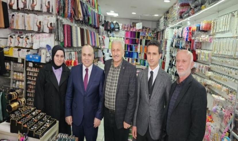 Artvin Valisi Ünsal, Borçka’da esnafı ziyaret etti