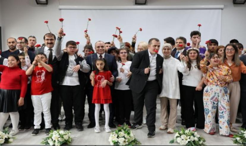 Artvin Valisi Ünsal: En büyük engel sevgisizliktir