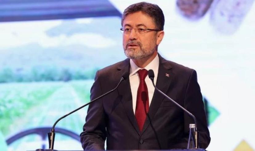 Bakan İbrahim Yumaklı, sokak hayvanlarına ilişkin resmi verileri paylaştı