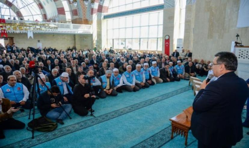 Başkan Genç, Hacı adaylarını yalnız bırakmadı