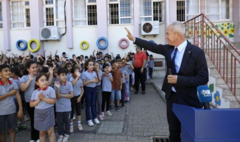 Başkan Özçelik öğrencilerle buluştu