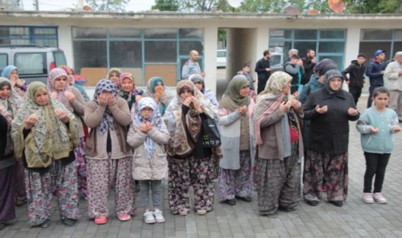 Beypazarı İlçesinde halk mahallelerde yağmur duasına çıktı