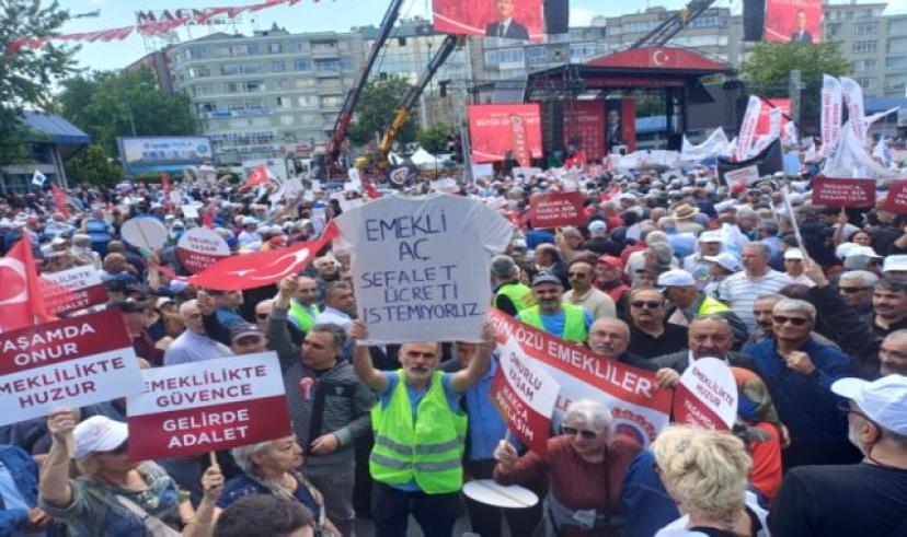 Emekliler Ankara’da Büyük Emekli Mitinginde buluştular 