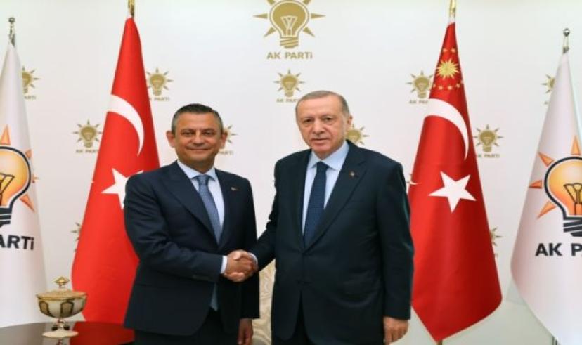 Erdoğan’dan Özel’e iadeiziyaret