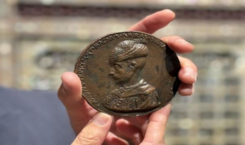 “Fatih’in tılsımı” 1,4 milyon sterline satıldı