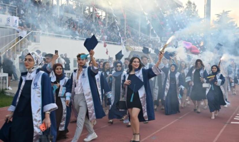 ISUBÜ’de mezuniyet coşkusu