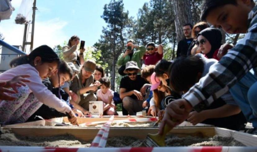 Kale Tepe’de tarihe yolculuk