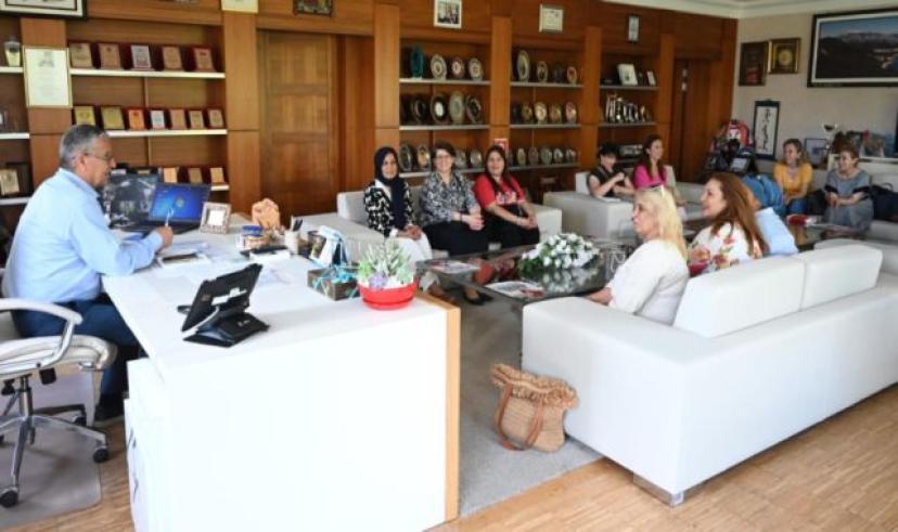 Kemerli kadınlardan Başkan Topaloğlu’na ziyaret