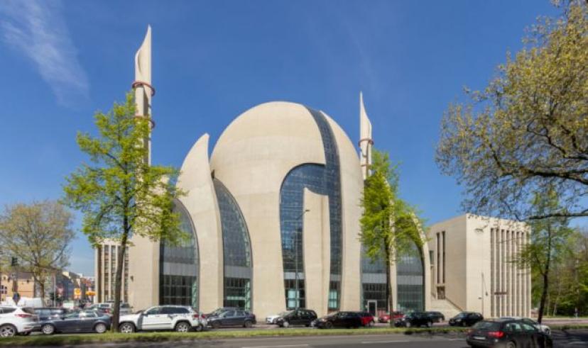 Köln’de “Hac Eğitim Semineri” düzenlendi