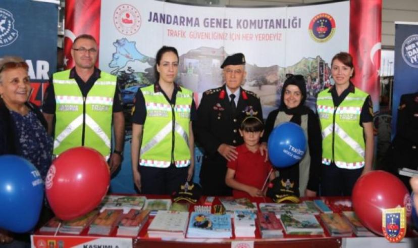 Orgeneral Arif Çetin Trafik Haftası etkinliğinde