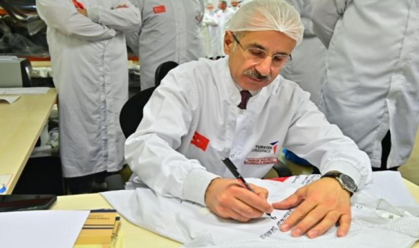 Uraloğlu, Uzay Sistemleri Entegrasyon ve Test Merkezi’nde