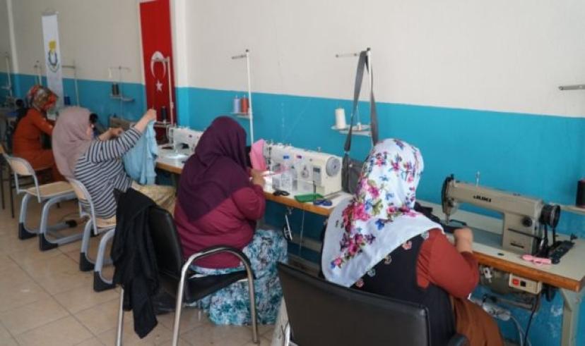 Üreten kadınlardan Başkan Canbolat’a teşekkür