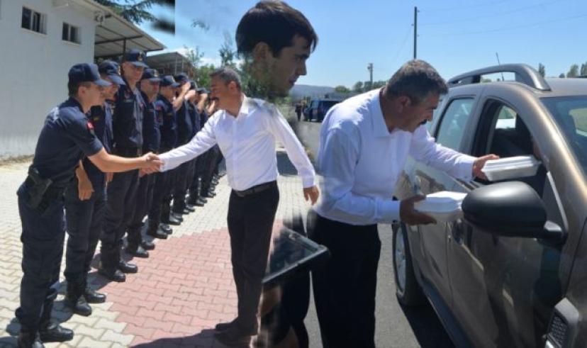 Başkan Göçer görevi başındaki kamu personelinin bayramını kutladı