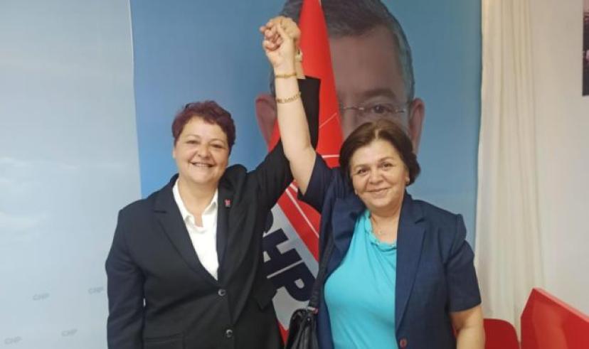 CHP Burdur kadın kolları başkanı Atiye Cangür seçildi