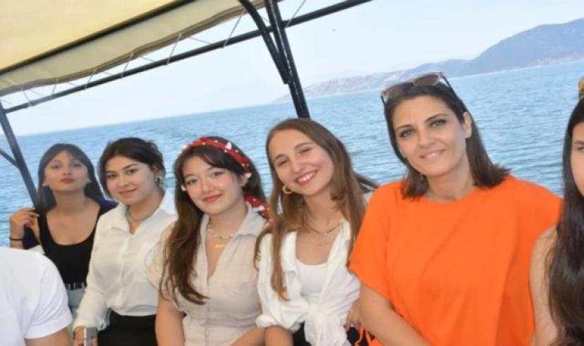 “Gelenekten Geleceğe”