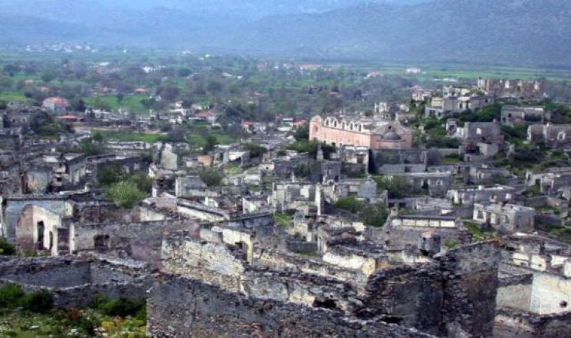 Kayaköy ziyaretçi akınına devam ediyor