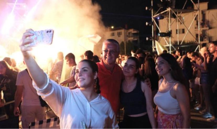 Kemer’de Burak Yeter coşkusu