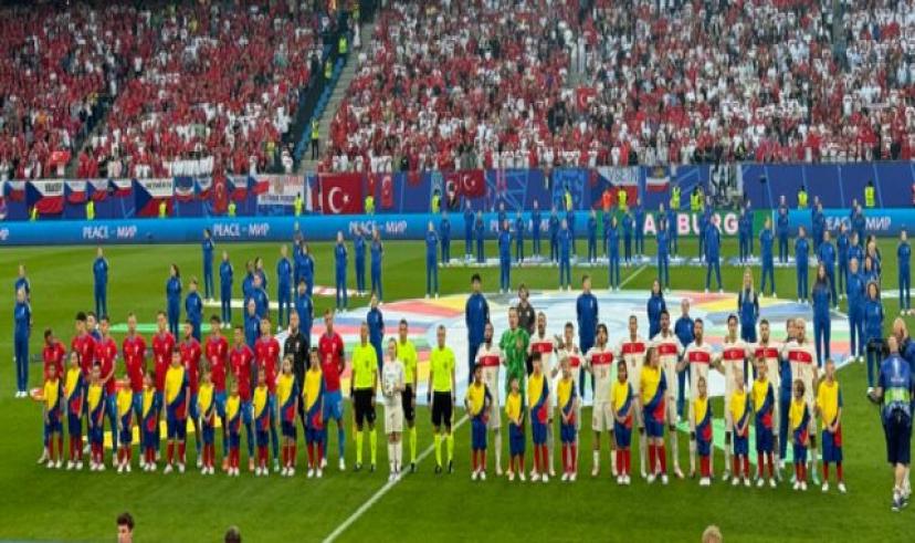 Milli maçta son noktayı Cenk Tosun koydu; Türkiye 2, Çekya 1