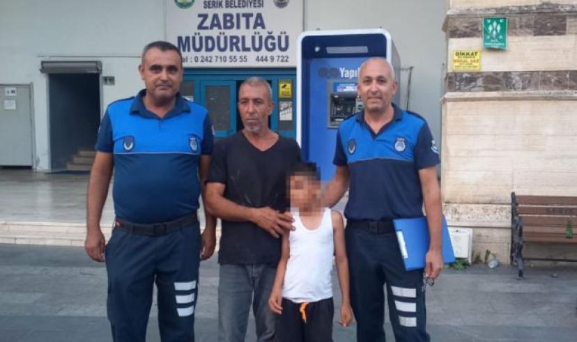 Serik’te kaybolan çocuk zabıta ekipleri tarafından bulundu