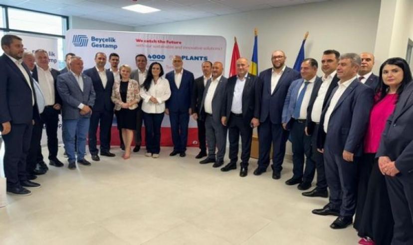 AK Parti’li Gider, Romanya’da Türk İş insanlarıyla buluştu