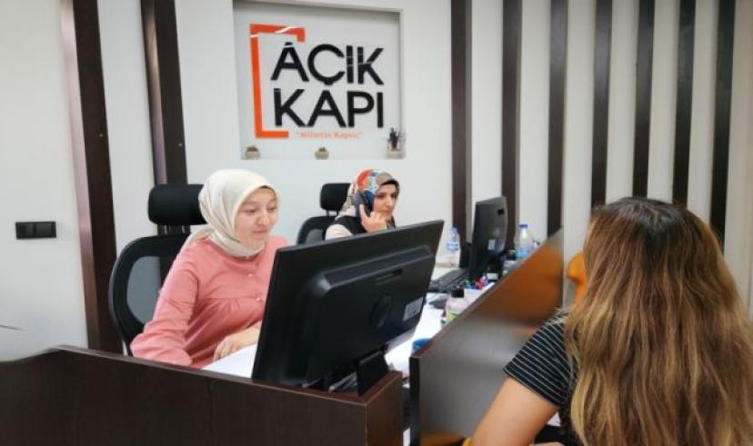 Artvin’de, ‘Açık Kapı’dan giren sorunların tamamı çözülerek çıkıyor