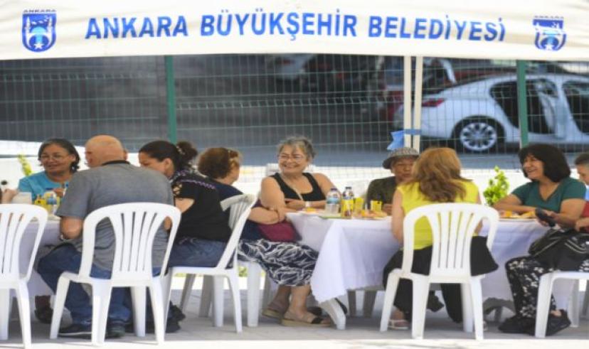 Başkentli emekliler tanıtım toplantısında bir araya geldi 