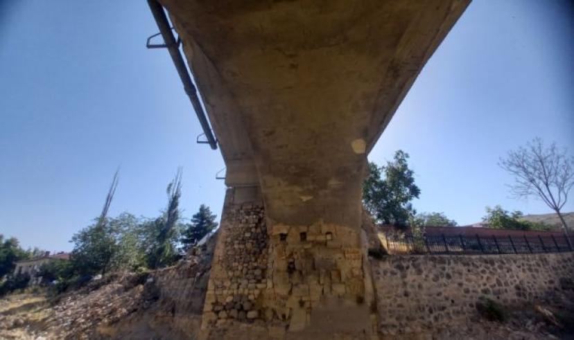 Beypazarı’nda bulunan Hacılar Köprüsünde, restore çalışması başladı