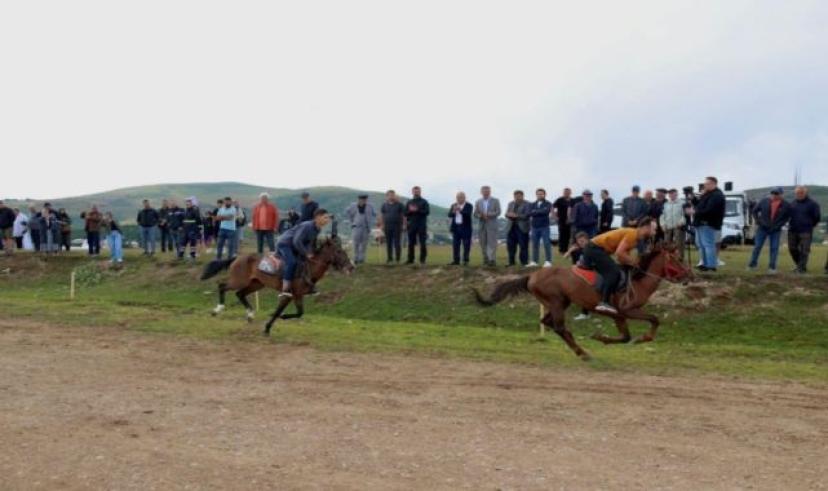 Çambaşı Yaylasında renkli festival