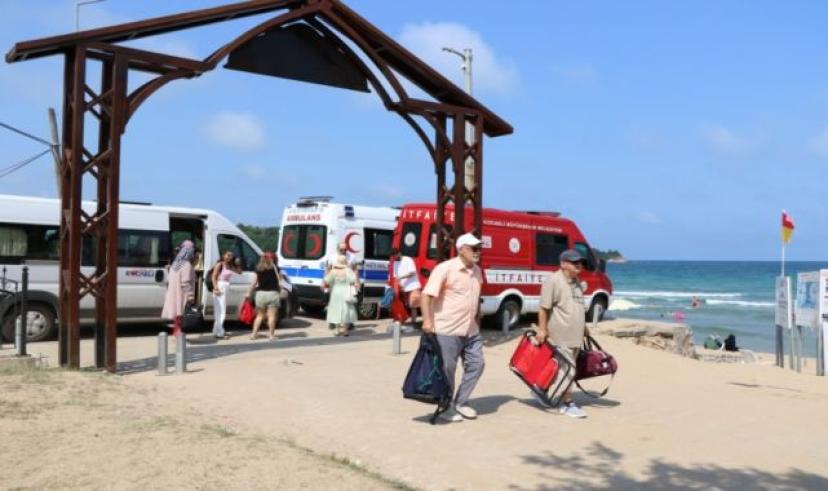 Kocaeli Büyükşehir, huzurevi sakinlerini denizle buluşturdu