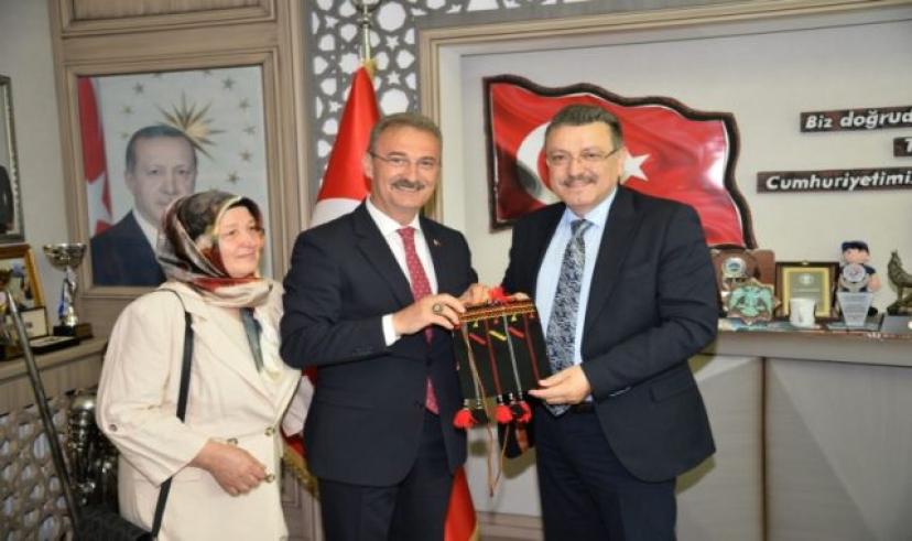 Kurukız ile Ağasar’a her hizmet yakışır