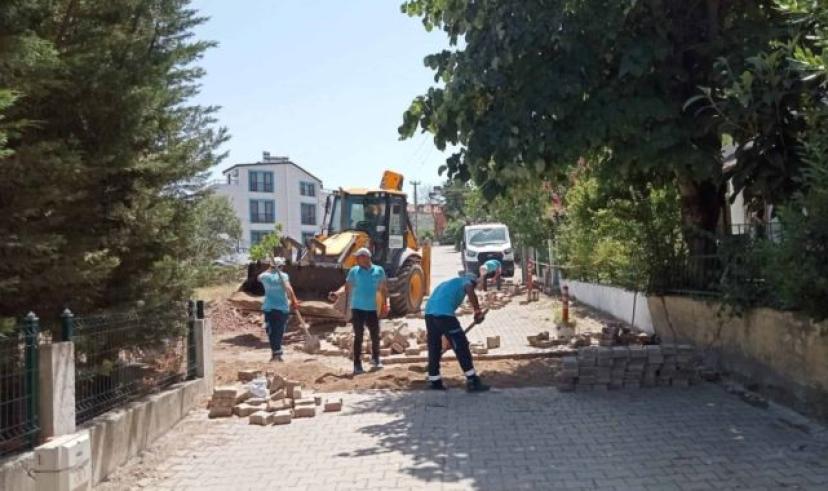 Turizm bölgelerinde parke yollar yenilendi