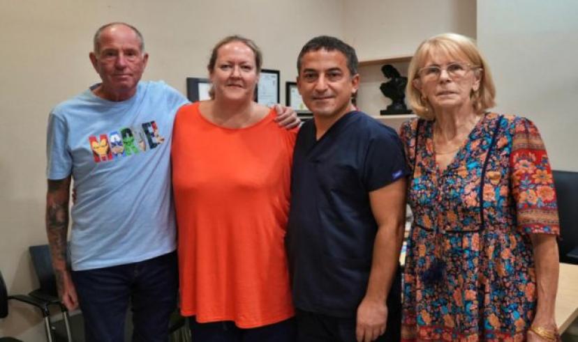 Antalya’da İngiliz hastanın karnından 6 kilogram kitle çıkarıldı
