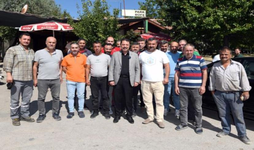 Belediye Başkanı Dr. Özer Kasap, Yukarı Sanayi Esnafıyla kahvaltıda bir araya geldi