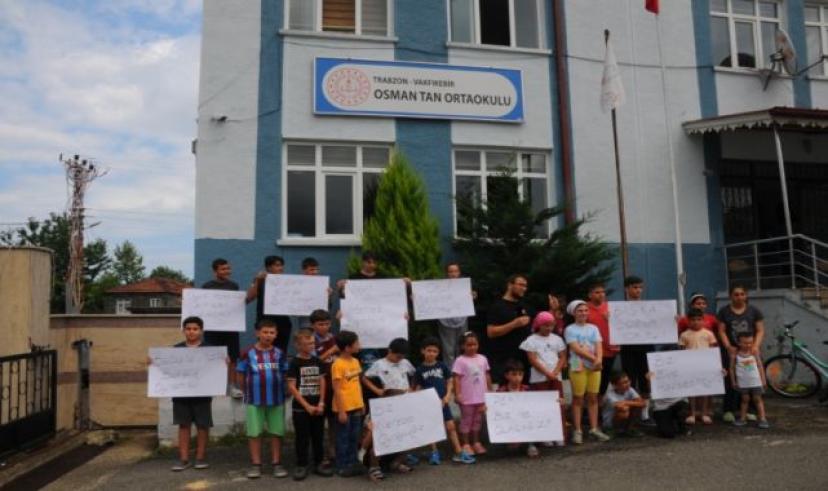 İnternet bağımlısı olmak istemiyoruz