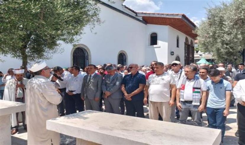 Şehit İsmail Haneyye için Kurşunlu Camii’nde Gıyabi Cenaze Namazı Kılındı