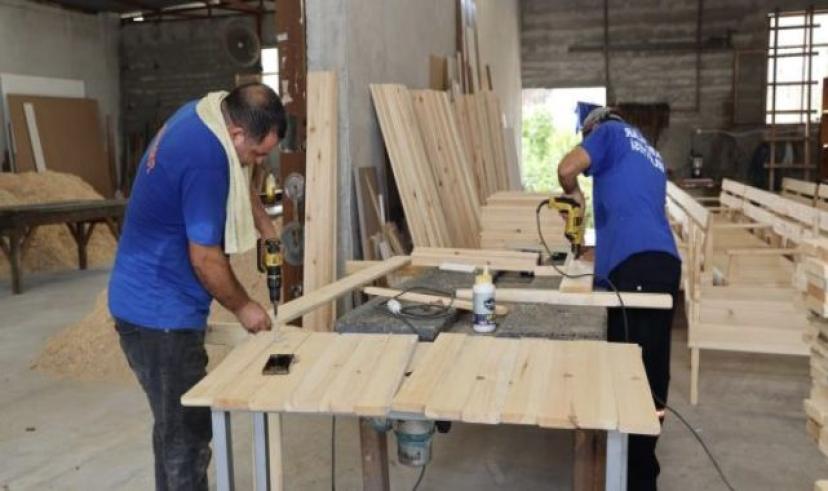 Toroslar Belediyesinin Atölyelerinde seri üretim
